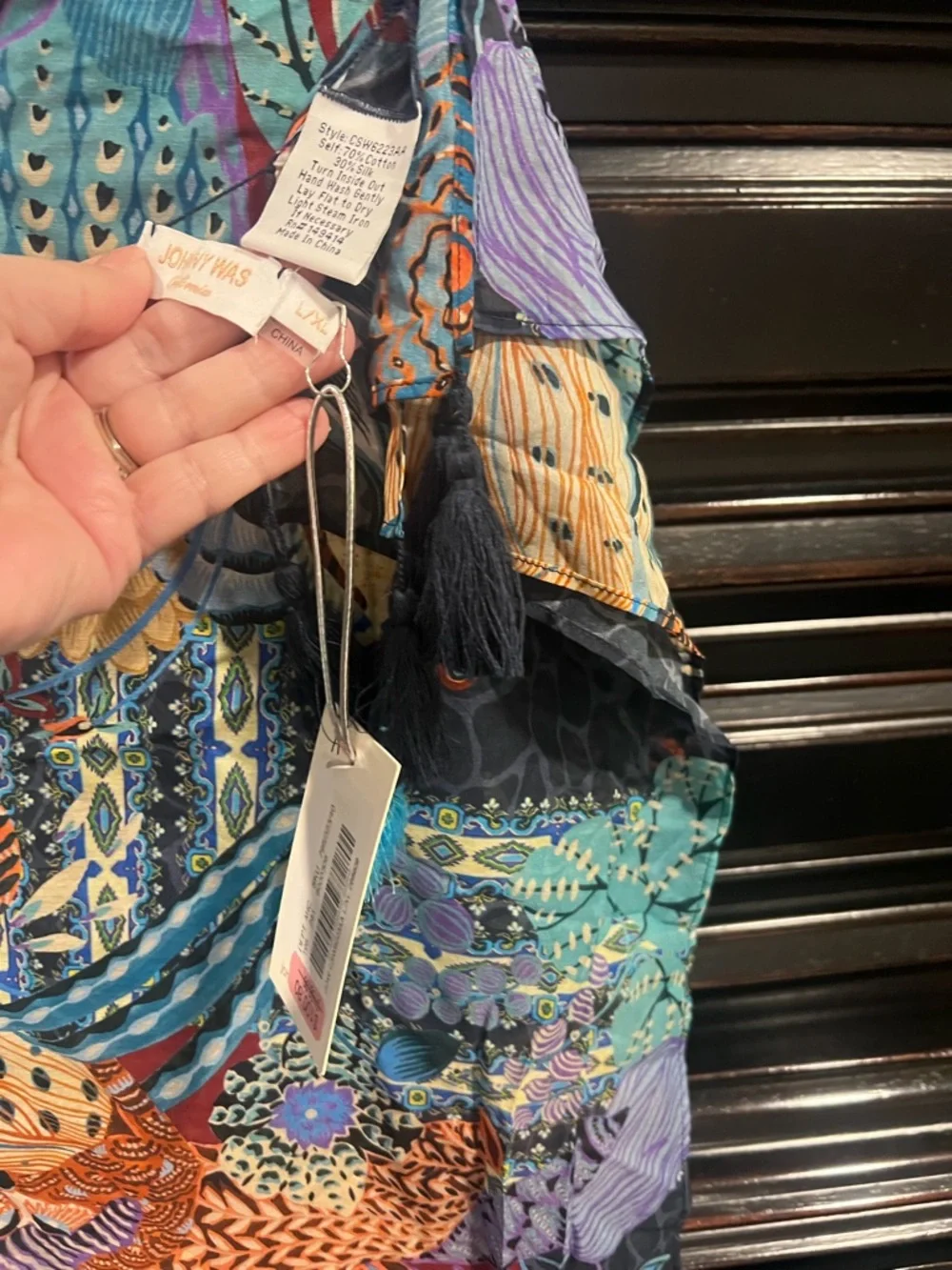 Johnny Was scarf/wrap - Picture 2 of 3